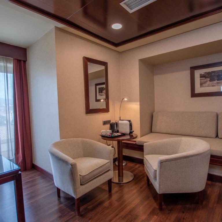 Hotel Andalucía Center - Junior Suite - 3