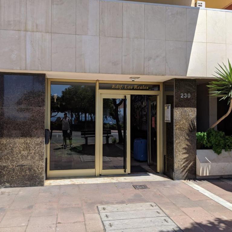 Estepona primera línea de playa, apartamento 2-4 personas - Apartamento con vistas al mar - 24