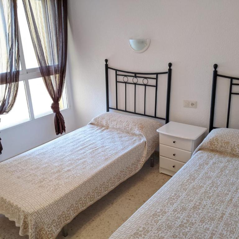 Estepona primera línea de playa, apartamento 2-4 personas - Apartamento con vistas al mar - 17