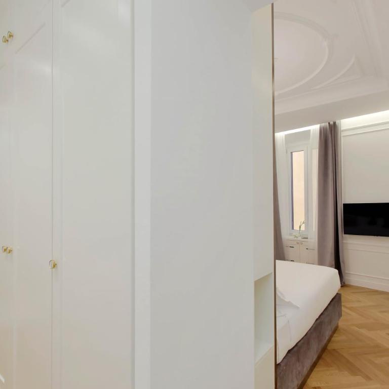 Domna Luxury Suites - Superior Double Room - 4