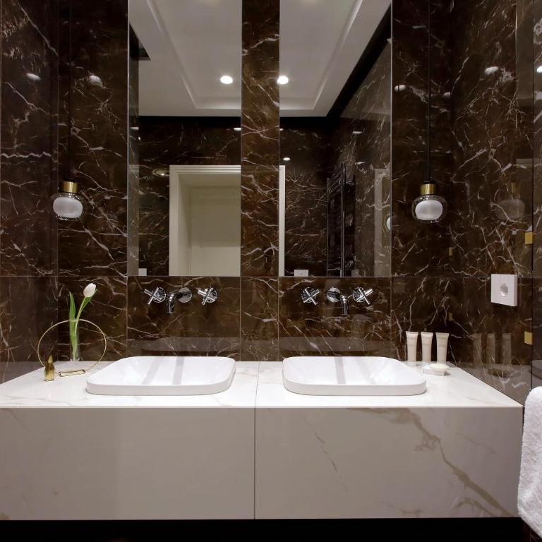 Domna Luxury Suites - Deluxe Double Room - 4