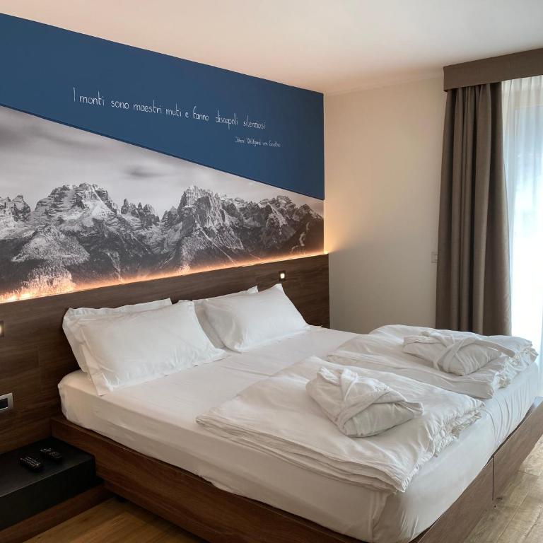 Dolomeet Boutique Hotel - Junior Suite with Balcony - 13