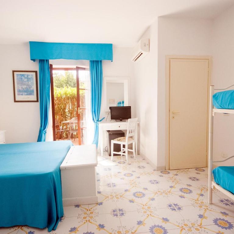 Hotel Residence Villa San Giovanni - Camera Familiare - 1