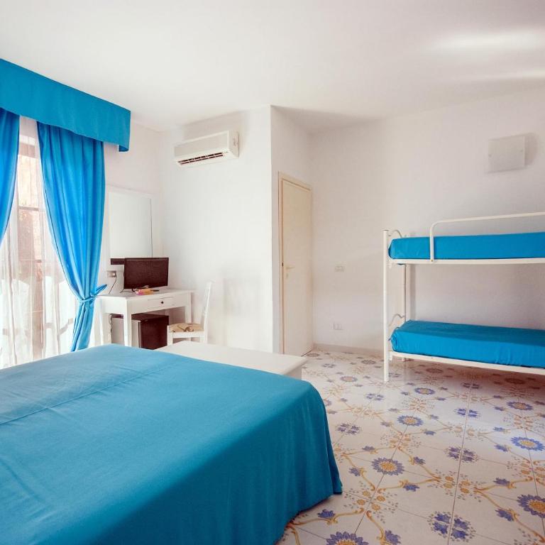 Hotel Residence Villa San Giovanni - Camera Familiare - 3