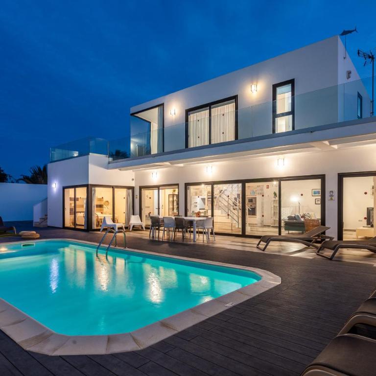 Villa Luxury Azul Private Pool and BBQ Corralejo By Holidays Home - Villa frente a la playa - 38