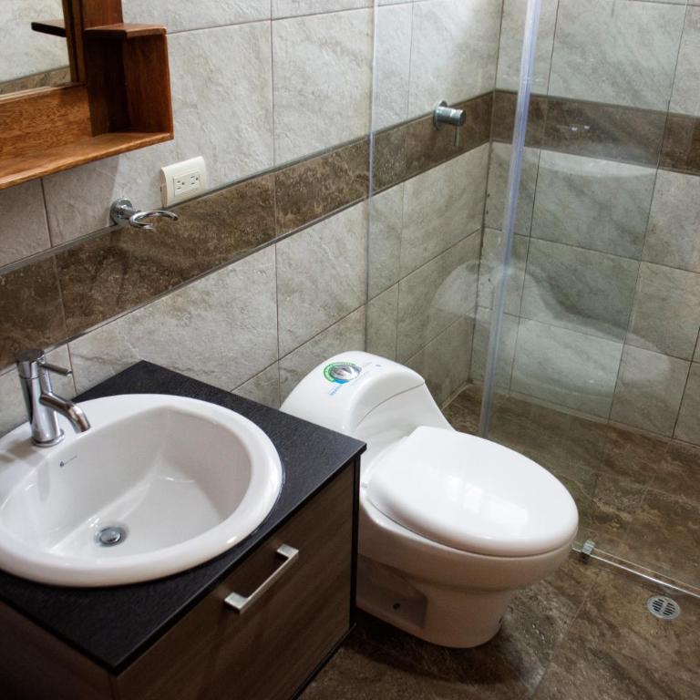 Hotel Imperial Zumbahua & Quilotoa Lodge - Habitación Cuádruple con baño privado - 4