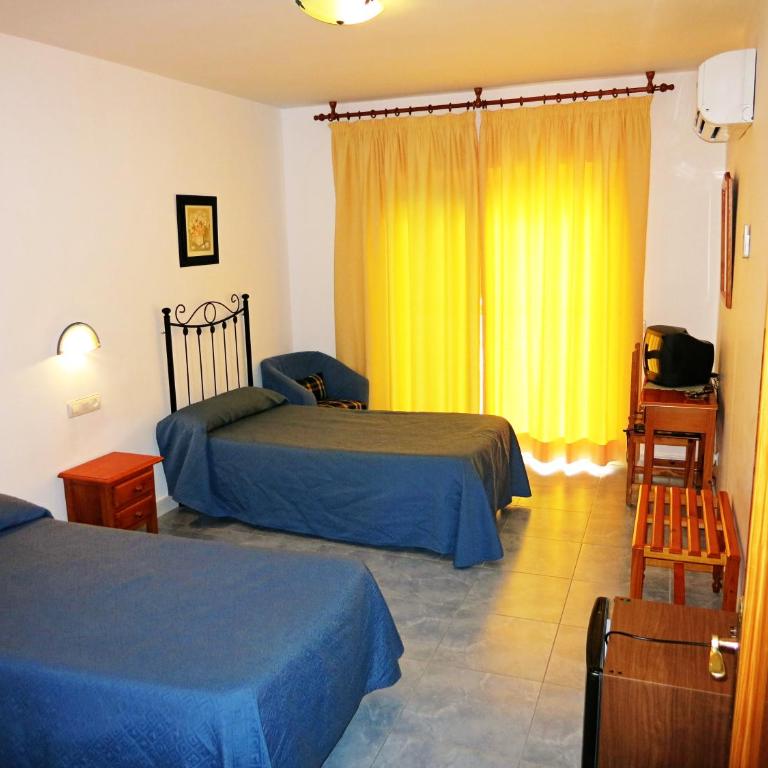 Hostal Brisamar - Habitación Doble - 1 o 2 camas - 8