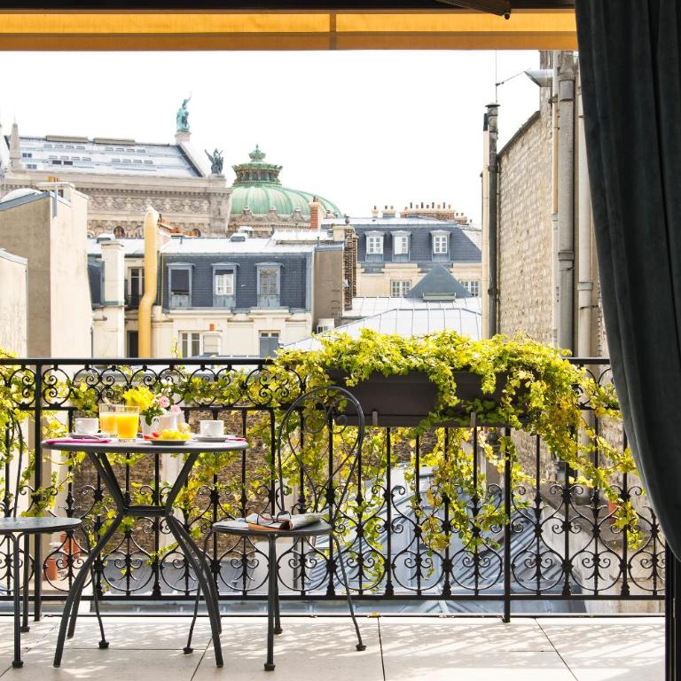 Hôtel Saint-Pétersbourg Opéra & Spa - Chambre Double ou Lits Jumeaux Deluxe avec Terrasse - 1