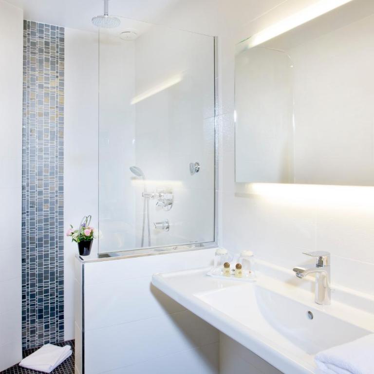 Hôtel Saint-Pétersbourg Opéra & Spa - Chambre Triple Supérieure - 2