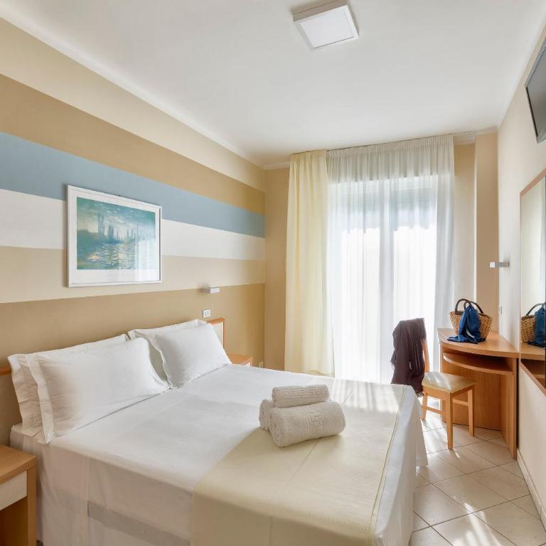 Hotel La Residenza - Double or Twin Room with Side Sea View - 2