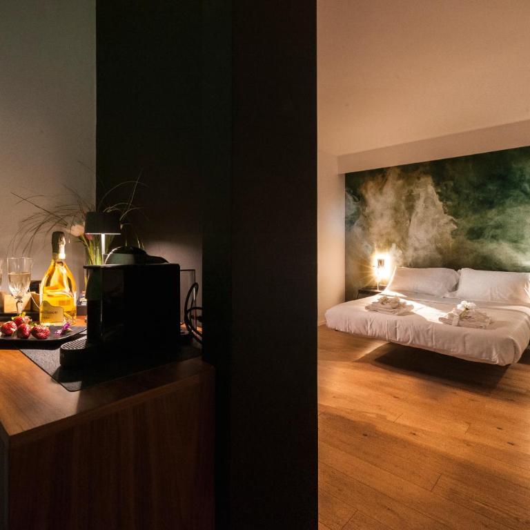 Miceli Exclusive Suite - Queen Room with Spa Bath - 5