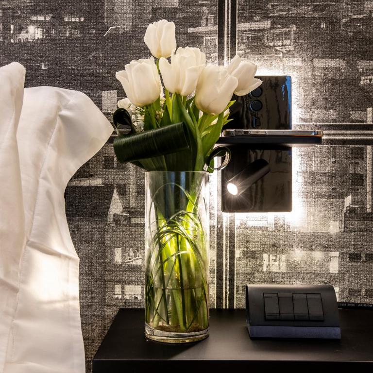 Miceli Exclusive Suite - Queen Room with Spa Bath - 25