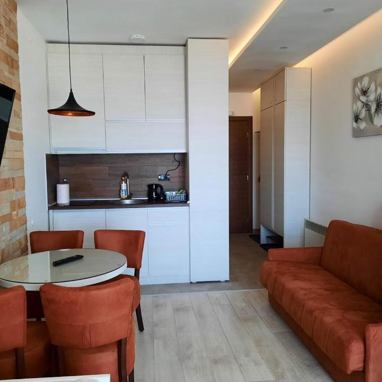 Milmari Apartman P38 - Apartment - 21