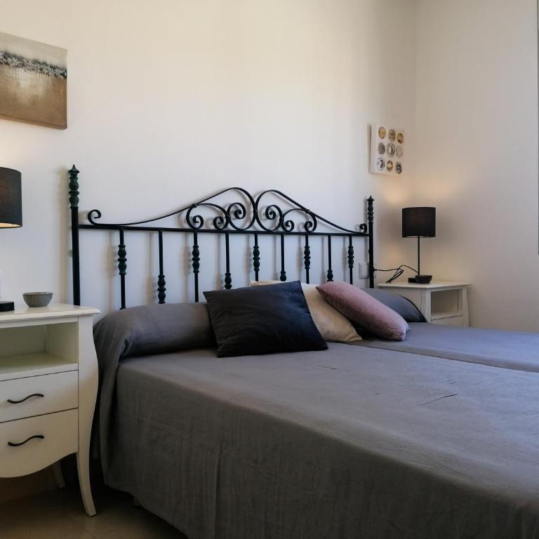 EDIFICIO BAHÍA DEL SOL - Apartamento de 2 dormitorios - 25