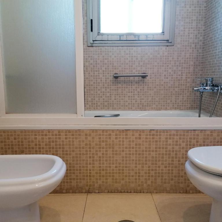 EDIFICIO BAHÍA DEL SOL - Apartamento de 2 dormitorios - 50