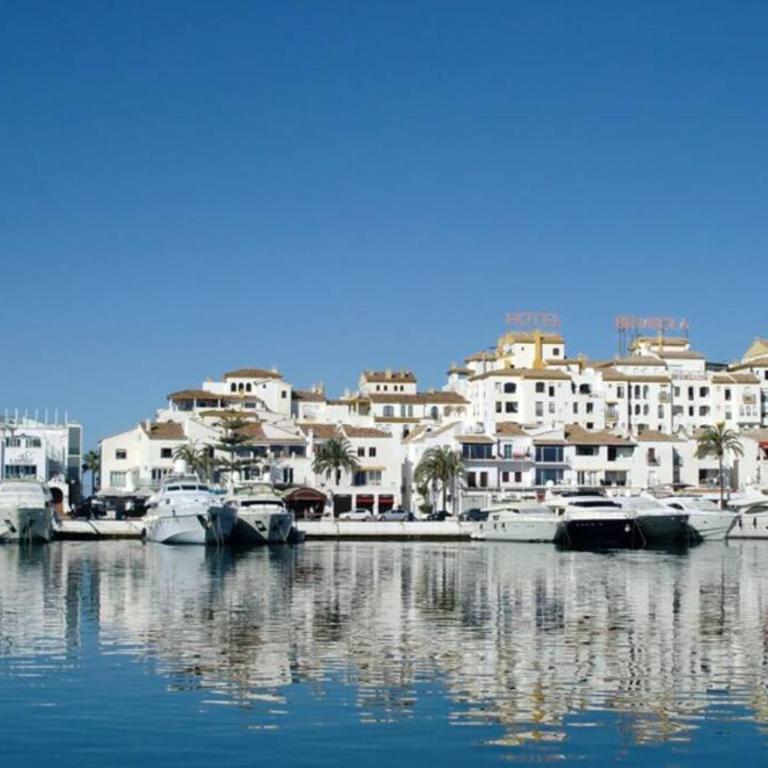 puerto banus beach/alcazaba - Two-Bedroom Apartment - 2