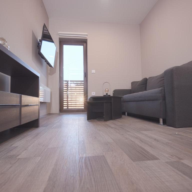 Belvedere Hills Luxury Apartments and Spa - One-Bedroom Apartment - 13