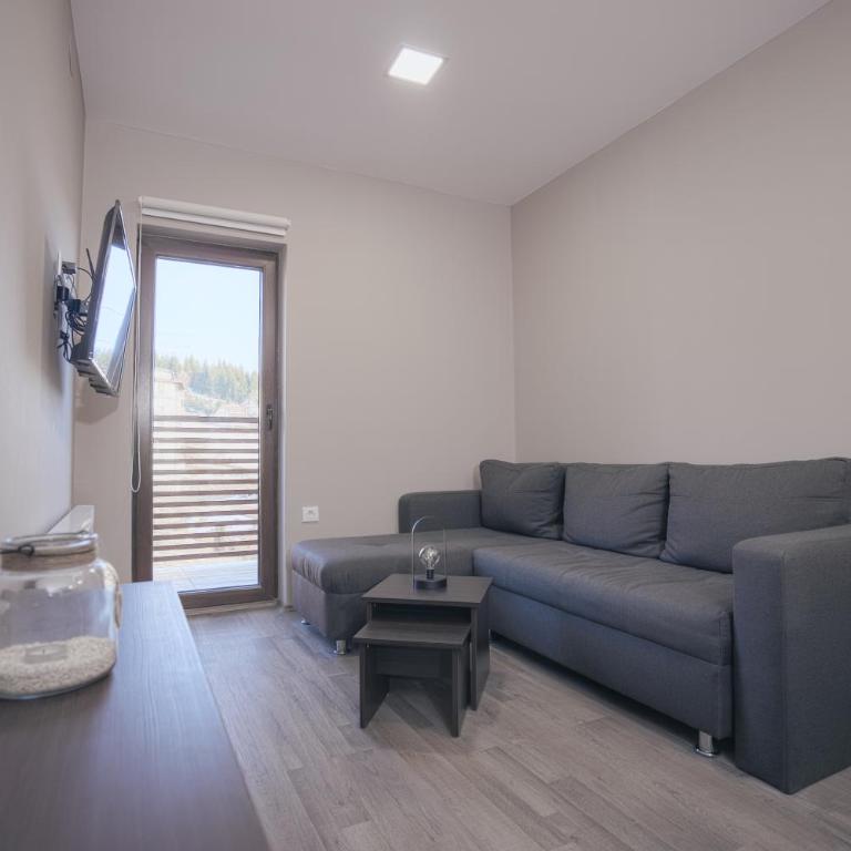 Belvedere Hills Luxury Apartments and Spa - One-Bedroom Apartment - 16