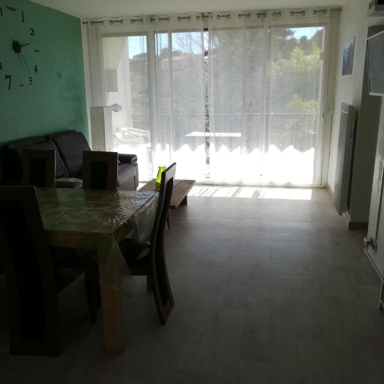 Appartement classé 3 étoiles au 1er étage d'une maison avec jardin dans un quartier calme - Appartement avec Terrasse - 2