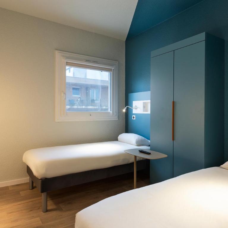 Ibis Budget Bourgoin Jallieu Centre - Chambre Classique avec 1 Lit Double et 1 Lit Simple - 3