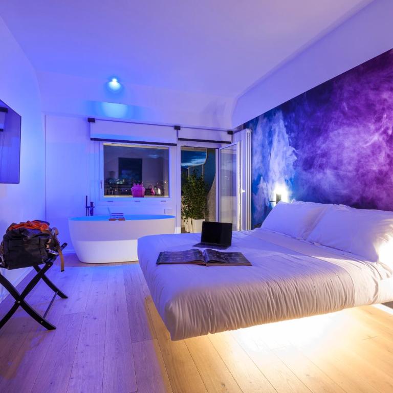 Miceli Exclusive Suite - Queen Room with Spa Bath - 4
