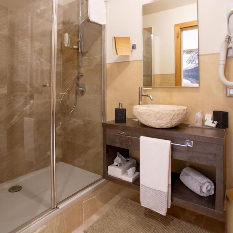 Chalet Tovel - Mountain Lake - Triple Room (3 Adults) - 4