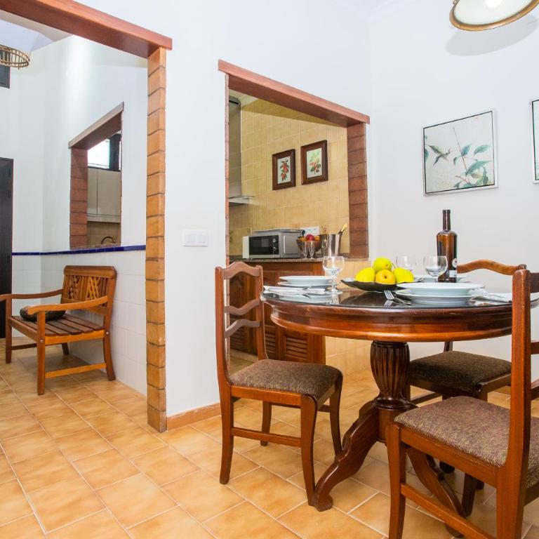 Casa Juana a 50 metros la playa del Reducto y wifi free - Casa de 3 dormitorios - 9