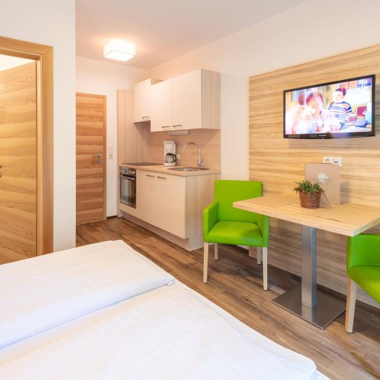Apartments Kristan - Standard Apartment mit 1 Schlafzimmer und Balkon - 4