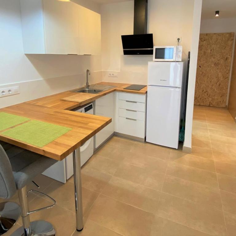 Apartaments l'Escala Centre - Apartamento - 11