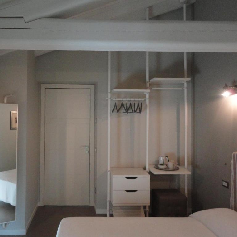 Corte Merighi Charming Rooms - Camera Matrimoniale Classic - 9