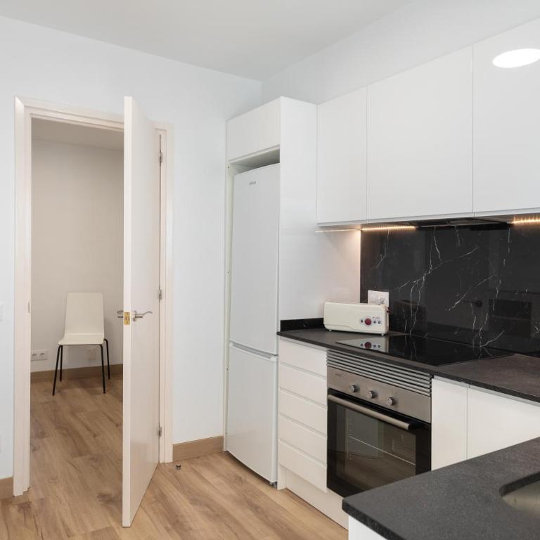 Hauzify I Apartament Big Family - Apartamento con terraza - 8