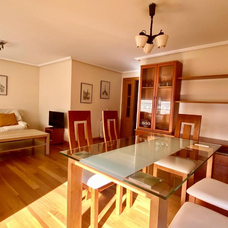 Housingleón - San Marcos con opción a garaje - Apartamento de 3 dormitorios - 4