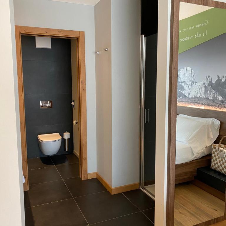 Dolomeet Boutique Hotel - Deluxe Double or Twin Room with Terrace - 15