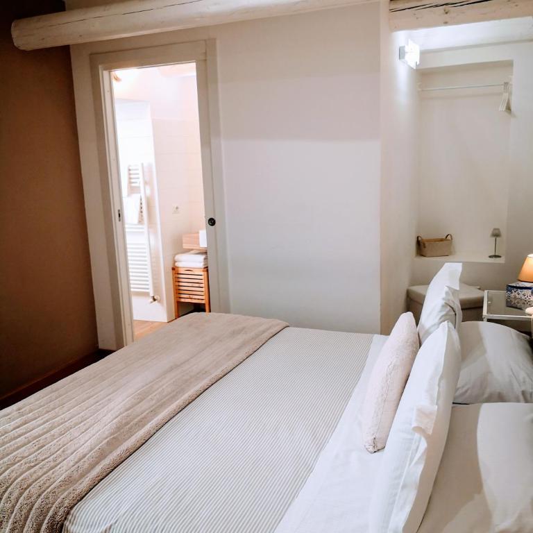 La Maison De Charme ROOMS - Deluxe Double Room - 6
