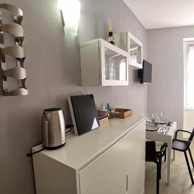 SeaBreeze Vernazza - Triple Room - 8