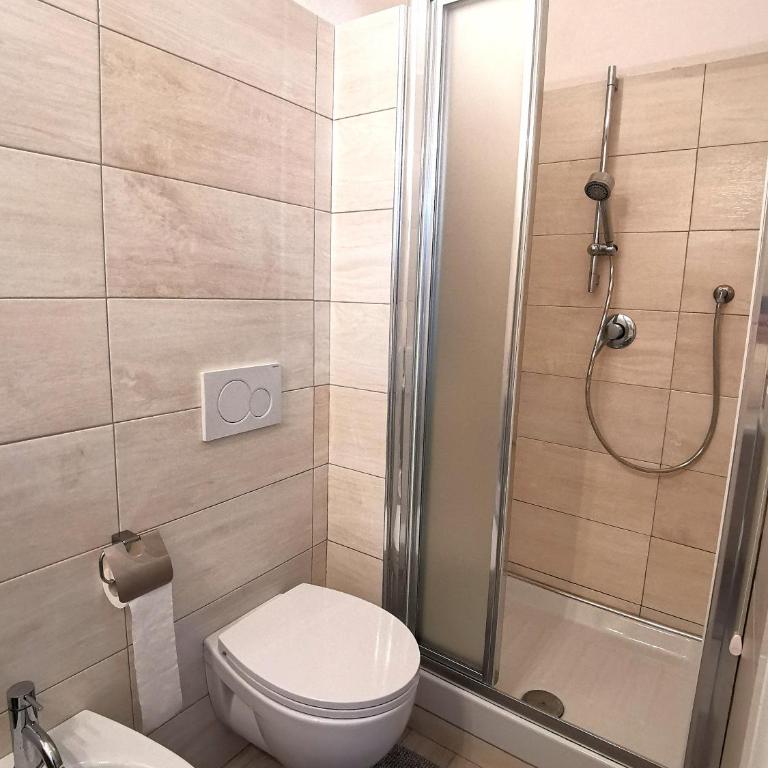 SeaBreeze Vernazza - Triple Room - 9