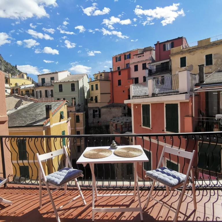 SeaBreeze Vernazza - Double Room with Terrace - 14