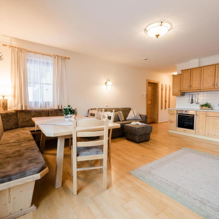 Erlenhof Appartements - Apartment - auf 2 Etagen - 2