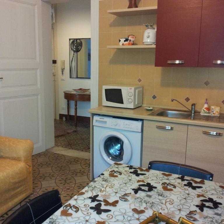 Casa Vacanze Trapani Via Mercè - Appartamento con 3 Camere da Letto - 1