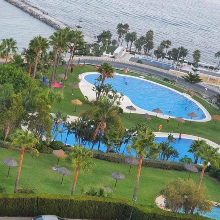 Duplex de lujo en la playa , jacuzzy, piscina, chimenea y padel - Duplex Apartment - 62
