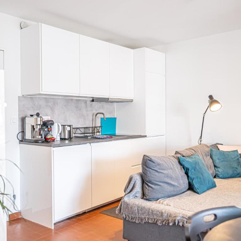 Appartement à quelques pas de la mer WIFI CLIM PARKING - Apartment mit 1 Schlafzimmer - 3