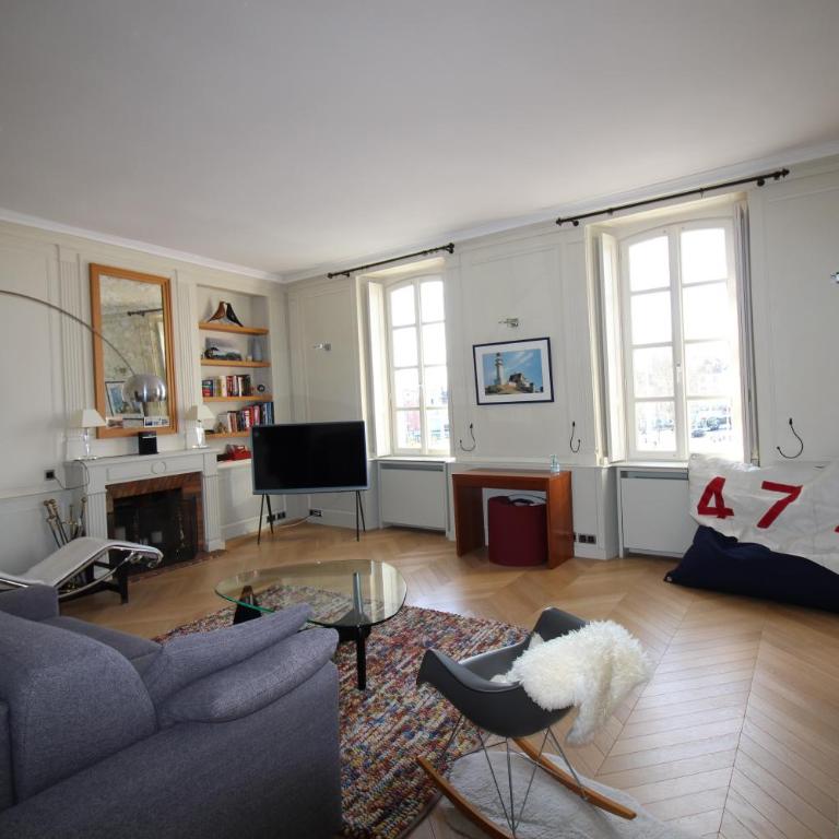 La magie du Port de Vannes et son centre historique à pied et 2 places de parking en souterrain - Two-Bedroom Apartment - 3