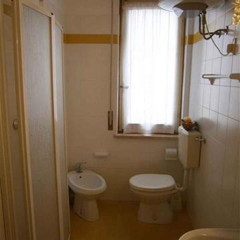 Two-Bedroom Apartment in Bibione VIII - Apartment - 2