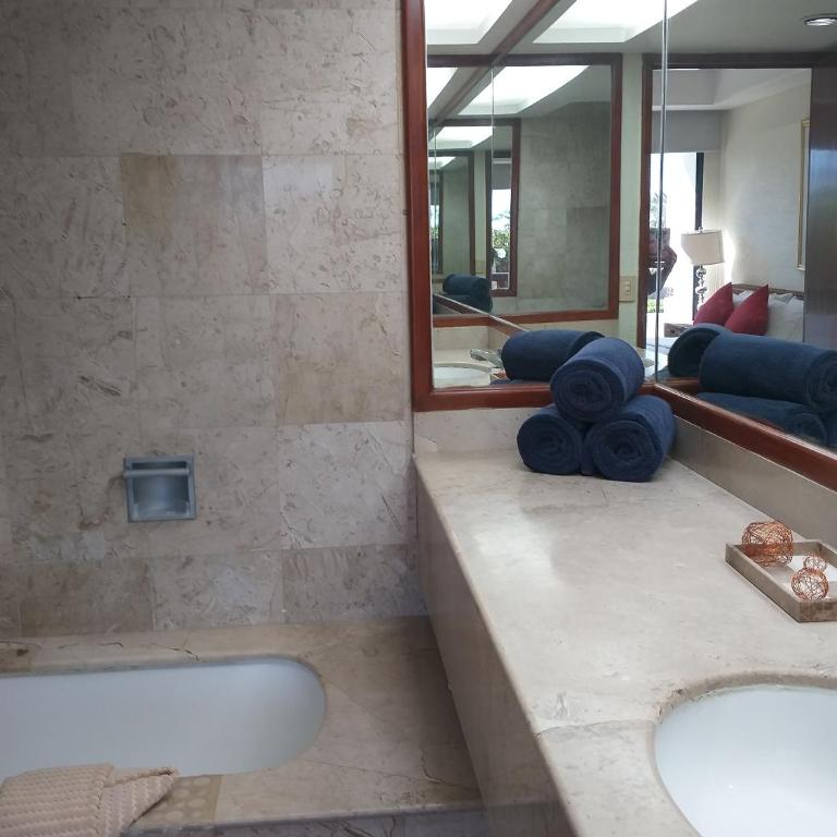 Mayan Vidanta departamento 2 recámaras 2 baños SERVICIO DE PLAYA - Apartment mit Meerblick - 26