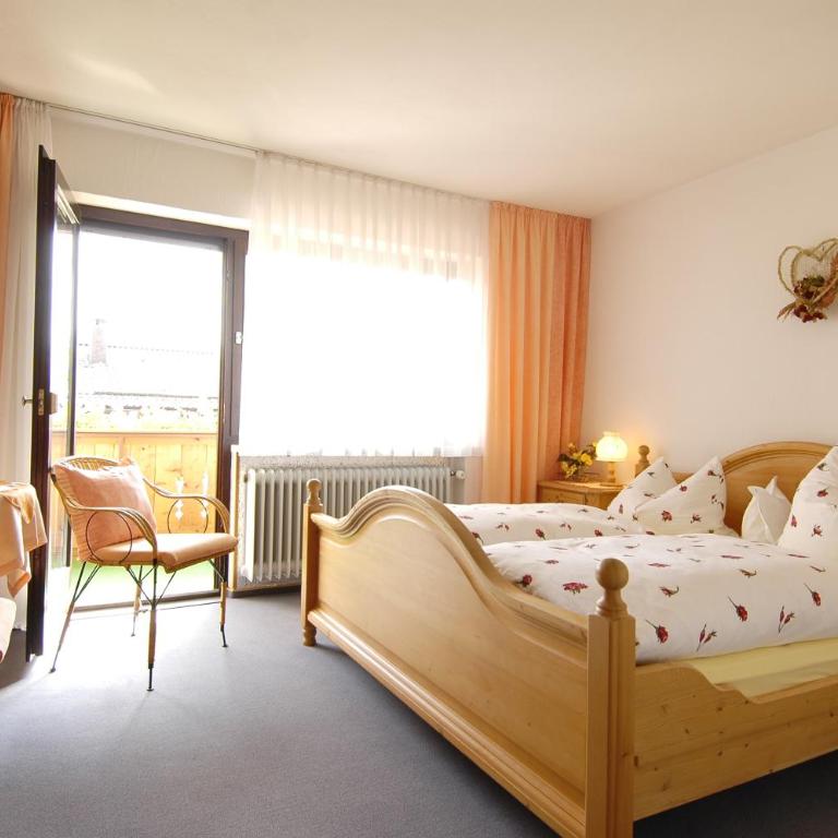 Haus Iris - Doppelzimmer mit Südbalkon - 4