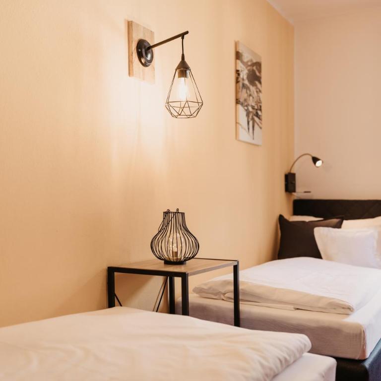 Alte Schmiede - das kleine Hotel - Zweibettzimmer - 2