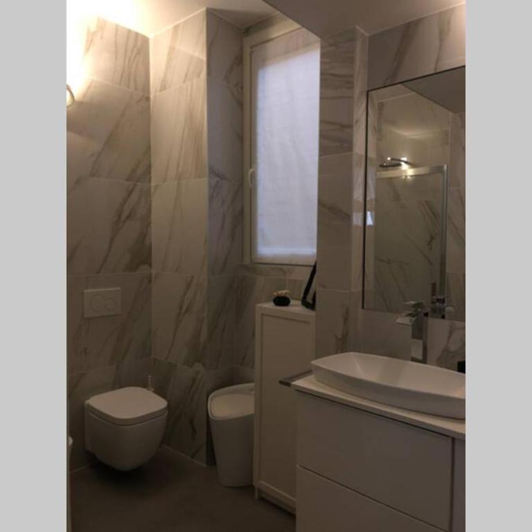 Casa Alberto da Giussano, elegante bilocale in centro con balcone sul parco - Appartamento con Balcone - 24