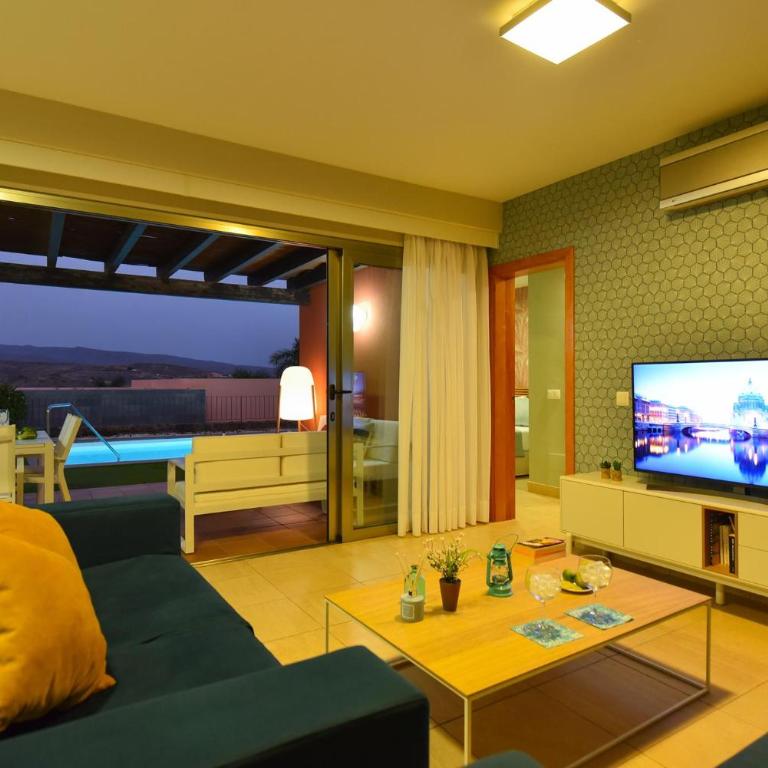 Albatross by VillaGranCanaria - Two-Bedroom Villa - 33