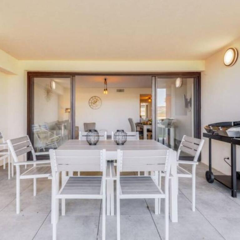 Solaneos propose magnifique T4 neuf sur le port avec Piscine CHAUFFEE - Apartment mit 3 Schlafzimmern - 6
