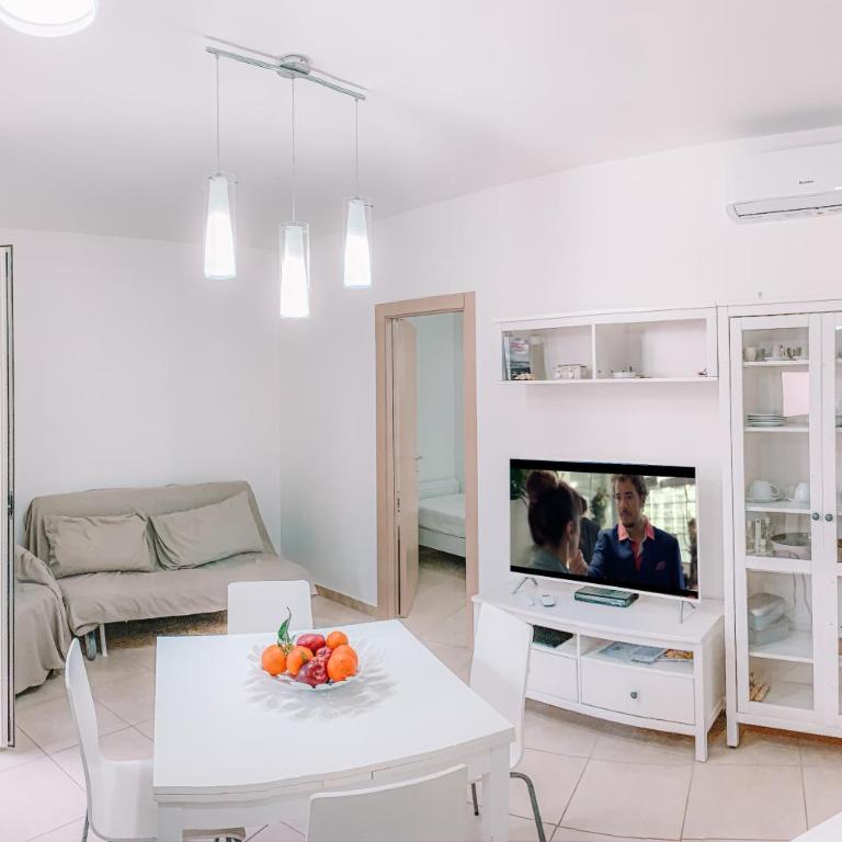 Trilocale in Centro a Otranto - Appartamento con 2 Camere da Letto - 1